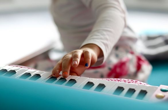 pianos and keyboards for toddlers and kids to have fun